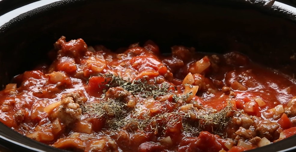 crockpot pasta sauce with sausage recipe