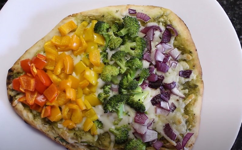 rainbow veggie flatbread pizza recipe