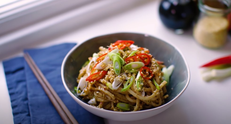 rainbow peanut noodles recipe