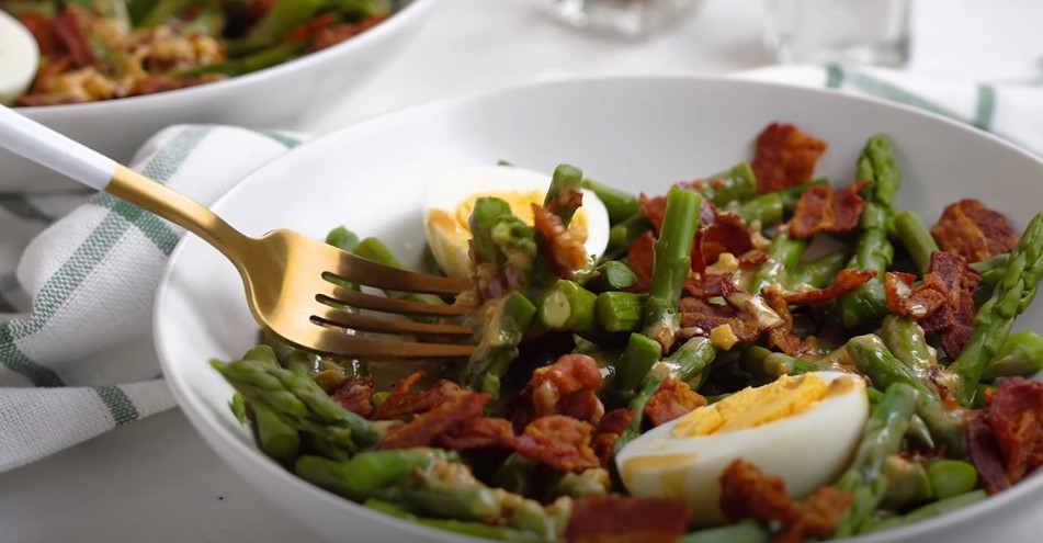 asparagus egg and bacon salad with dijon vinaigrette recipe