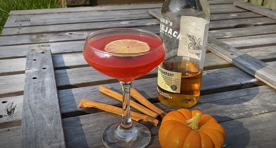 apple brandy cocktail recipe