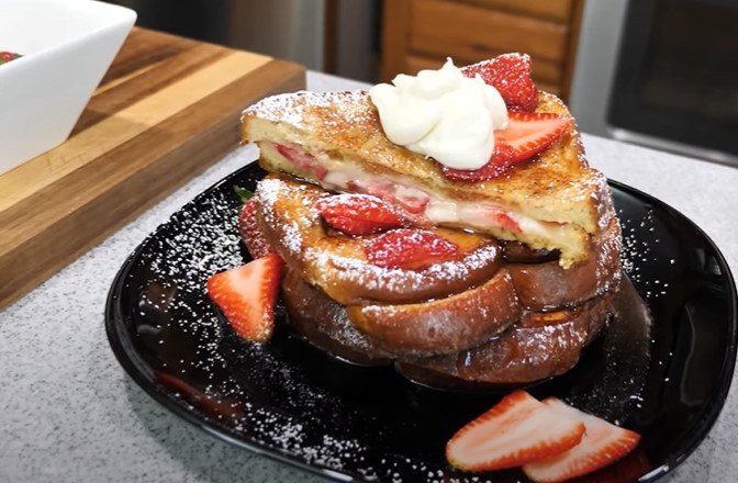 Cream Cheese Stuffed French Toast