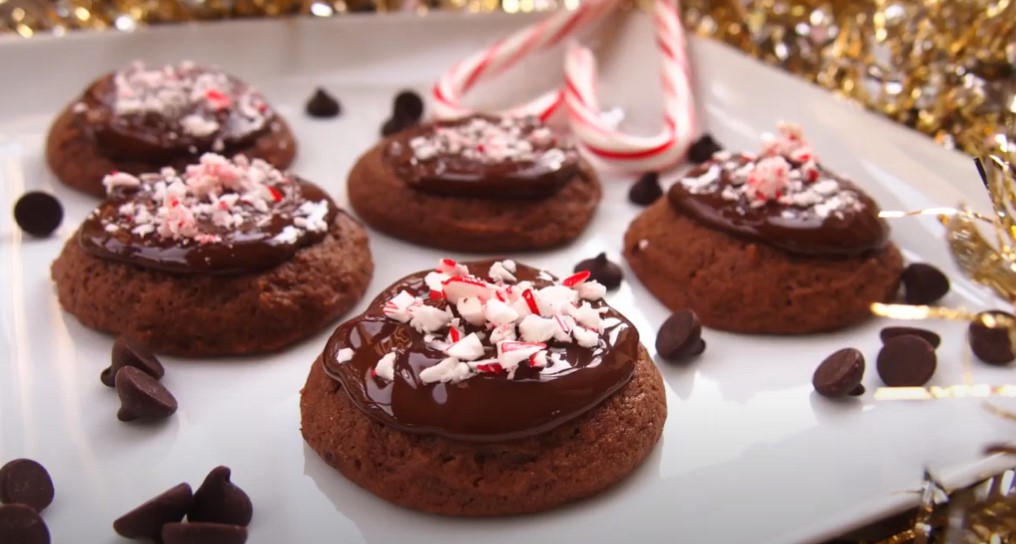 chocolate peppermint cookies in a jar recipe