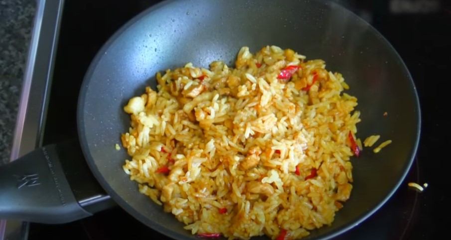 thai-style pork fried rice recipe