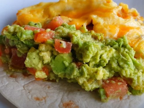 spicy breakfast fajitas with eggs and guacamole recipe