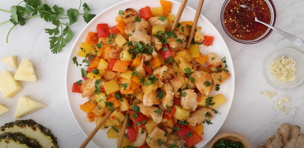 thai chicken and pineapple stir fry recipe