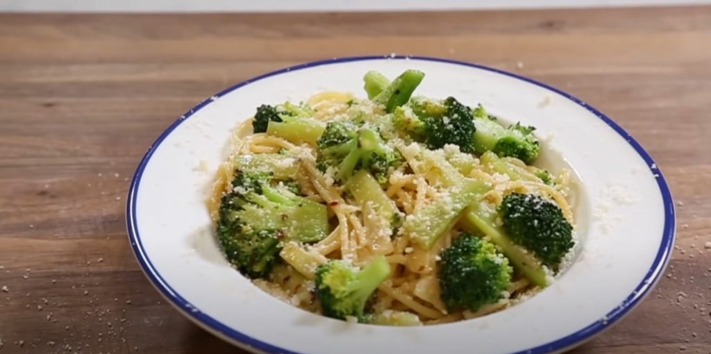 spicy broccoli fettuccine recipe