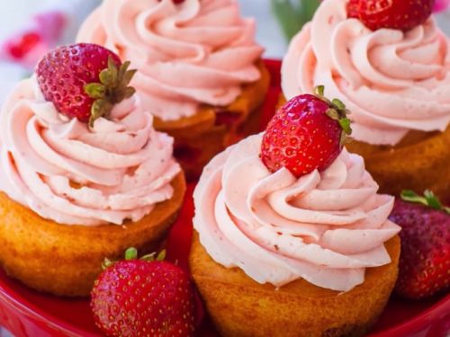 strawberry cupcake with strawberry frosting recipe