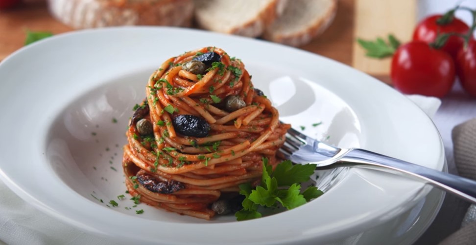 vegan spaghetti alla puttanesca recipe