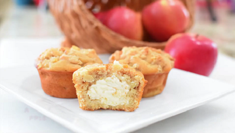 apple cream cheese crumb muffins recipe