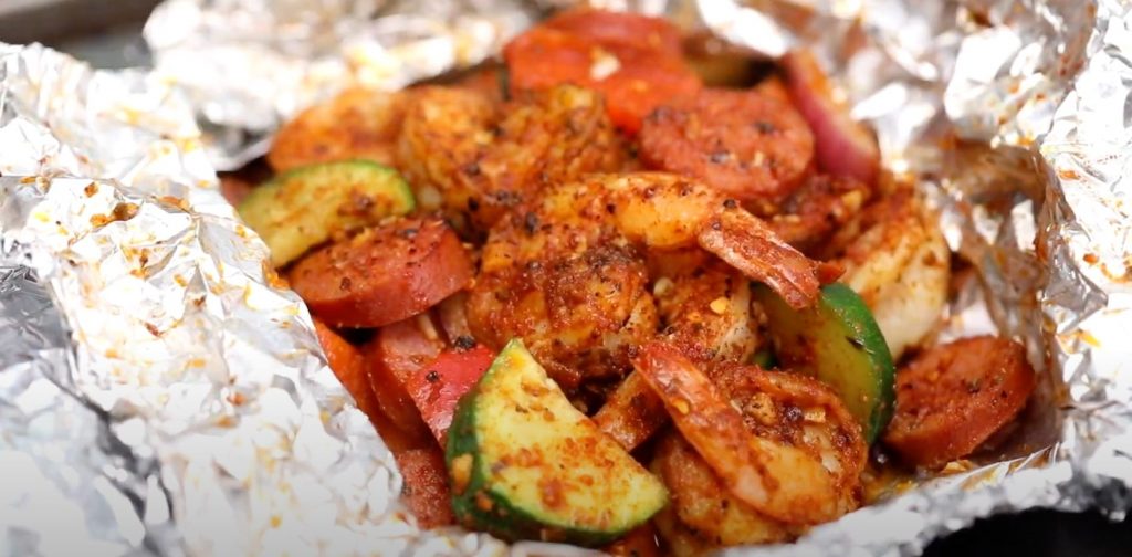 Cajun Shrimp and Sausage Vegetable Foil Packets Recipe