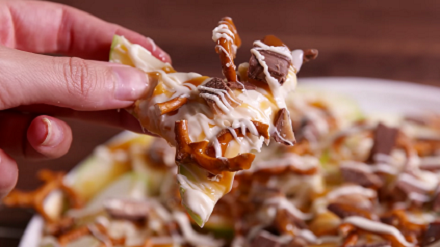 caramel apple nachos recipe