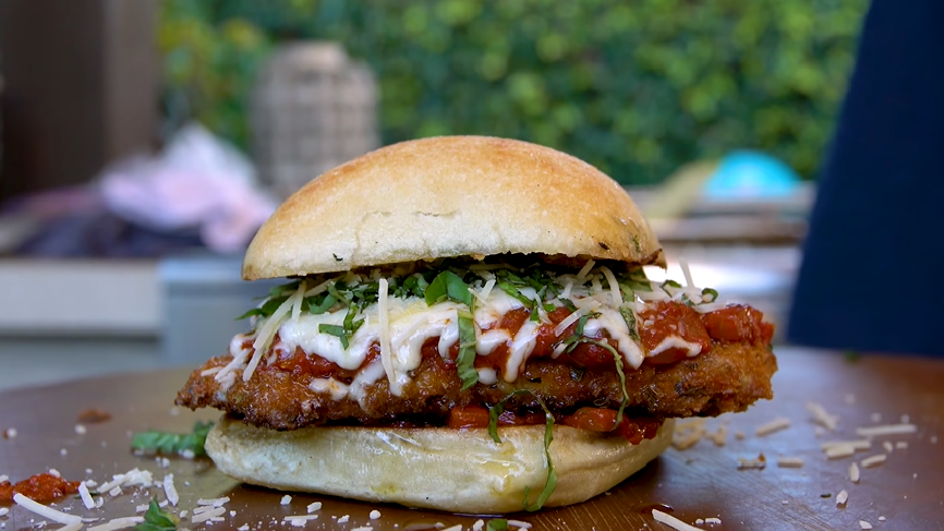 chicken parmesan sandwich recipe (olive garden copycat)