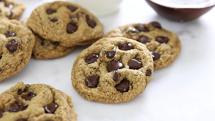 chocolate chip cookies with almond flour recipe