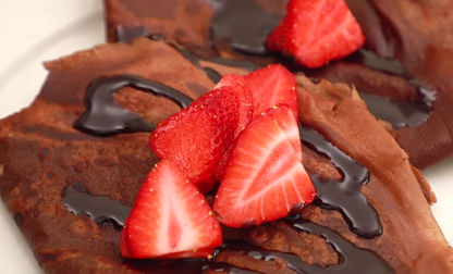 chocolate crepes with strawberries recipe
