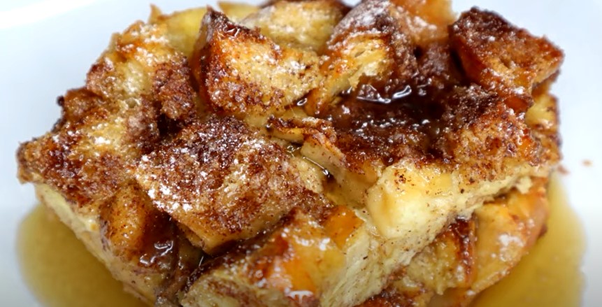 Cinnamon Apple French Toast Casserole Recipe