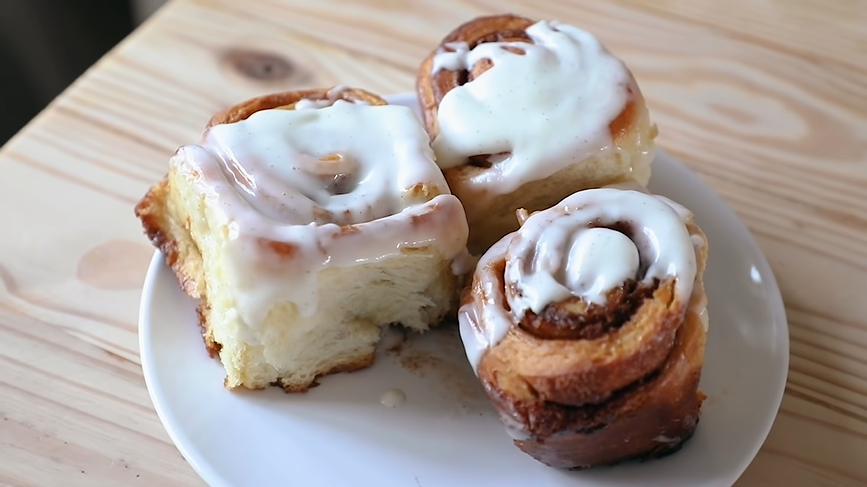 cinnamon roll recipe (mcdonald's copycat)