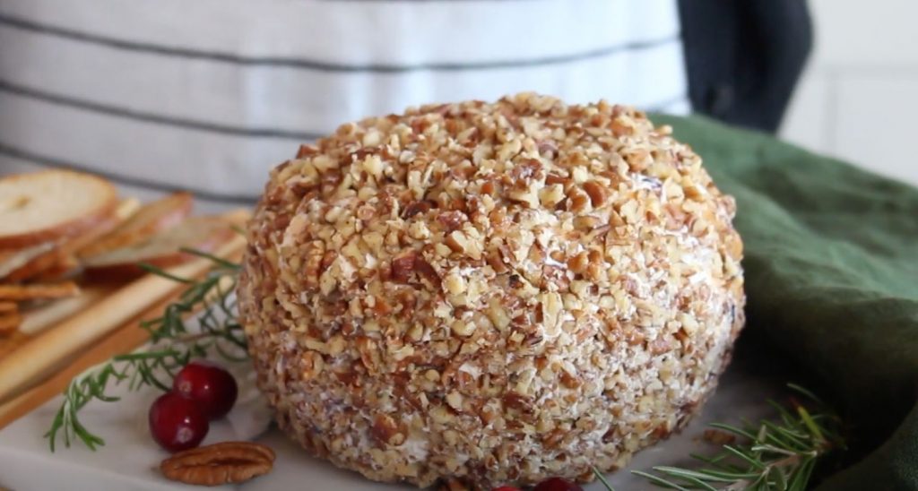 Cranberry Pecan Cheese Ball Recipe