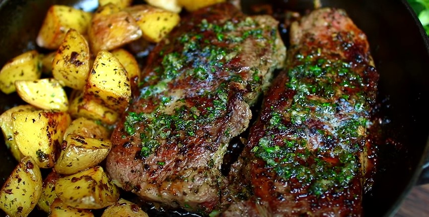 Garlic Butter Herb Steak and Potatoes Recipe