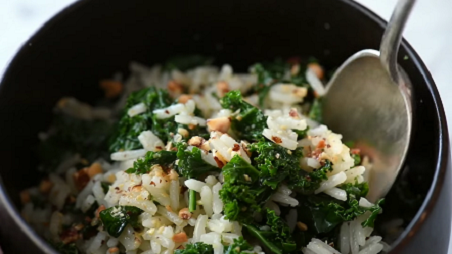 garlic butter kale rice recipe