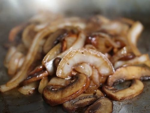 Gorgonzola-Roasted Mushrooms and Onions Recipe