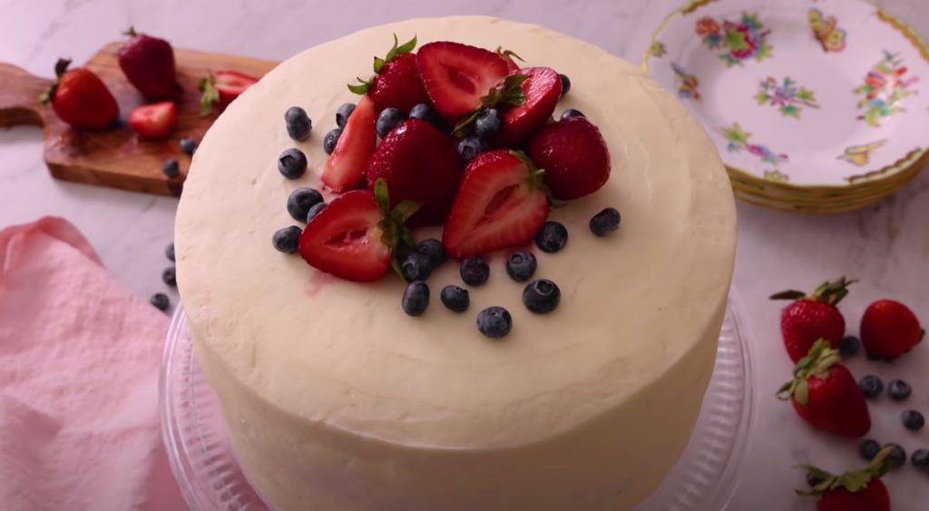 Kiwi Berry Cake Recipe