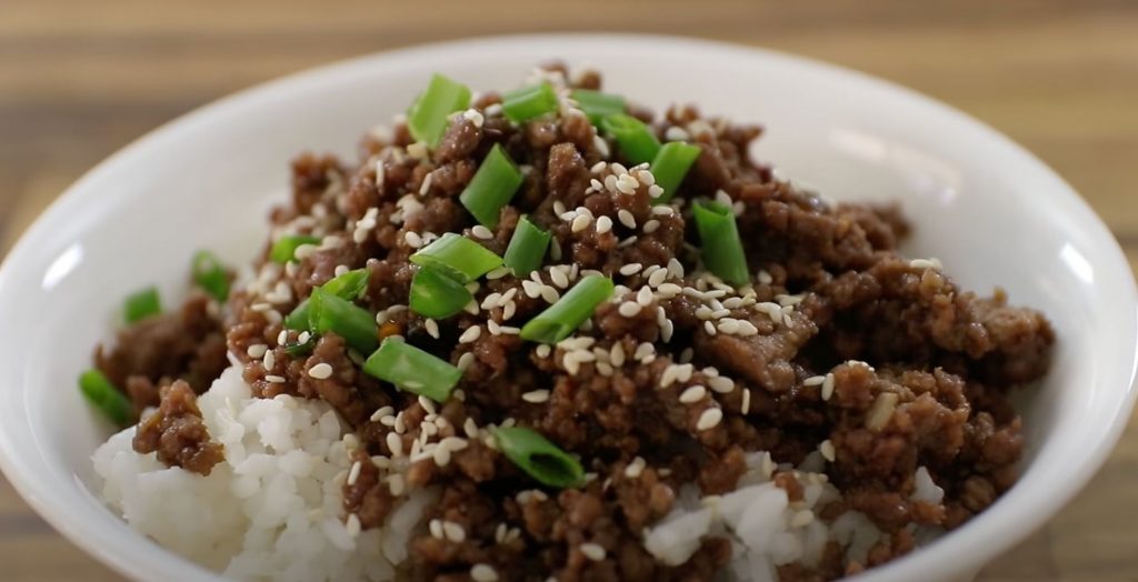 Korean Ground Beef and Rice Bowls Recipe