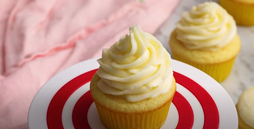 Lemon-Cream Cheese Cupcakes Recipe