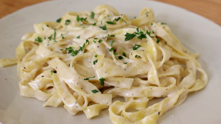 light fettuccini alfredo recipe