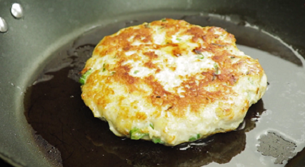 Pan-Fried Turkey Burgers Recipe