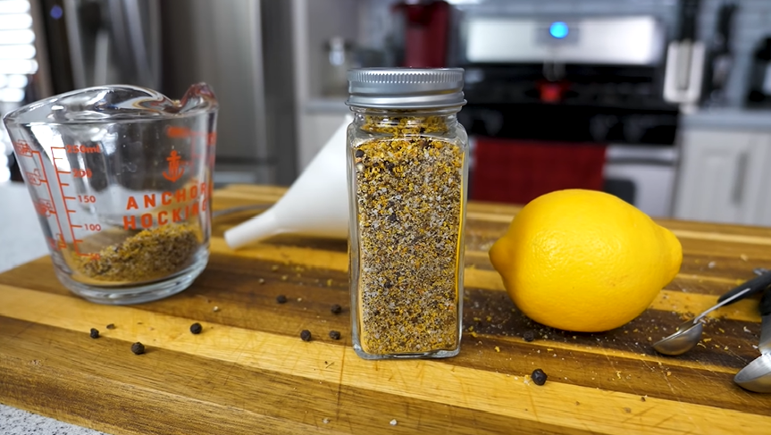 Mrs. Dash Salt Free Seasoning Blend, Extra Spicy: Calories
