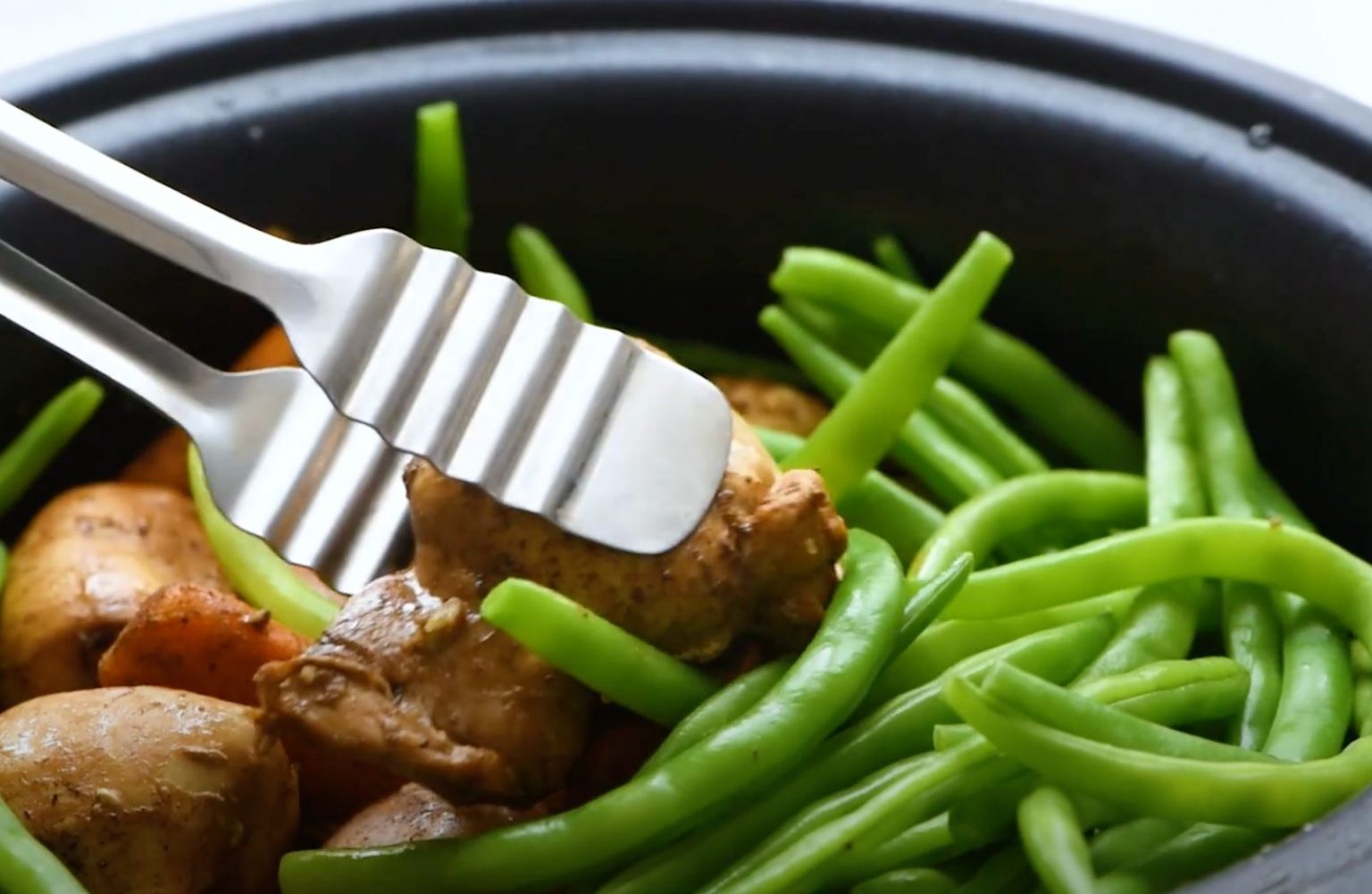 Slow Cooker Sugar Balsamic Chicken and Vegetables