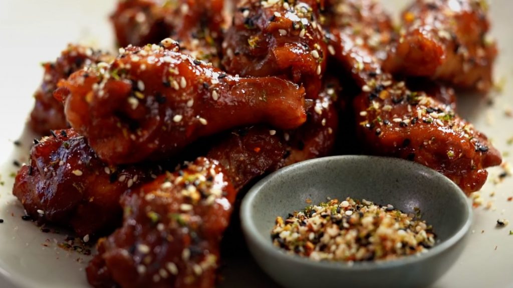 Slow Cooker Honey Garlic Sriracha Wings Recipe