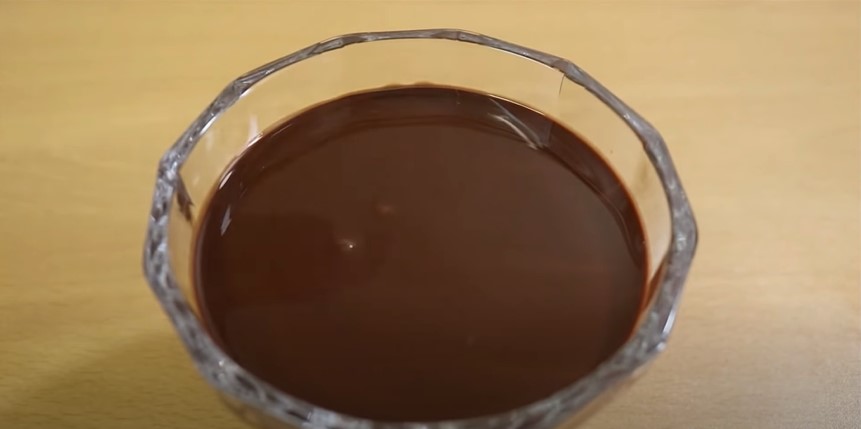 Smooth Chocolate Glaze Recipe