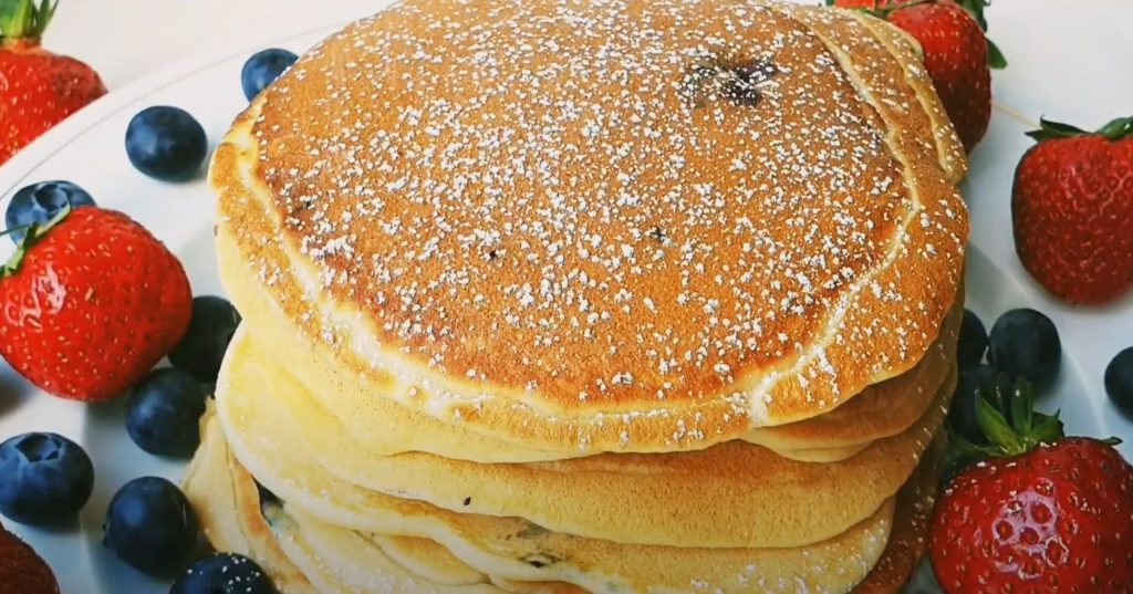 Sour Cream Blueberry Pancakes Recipe