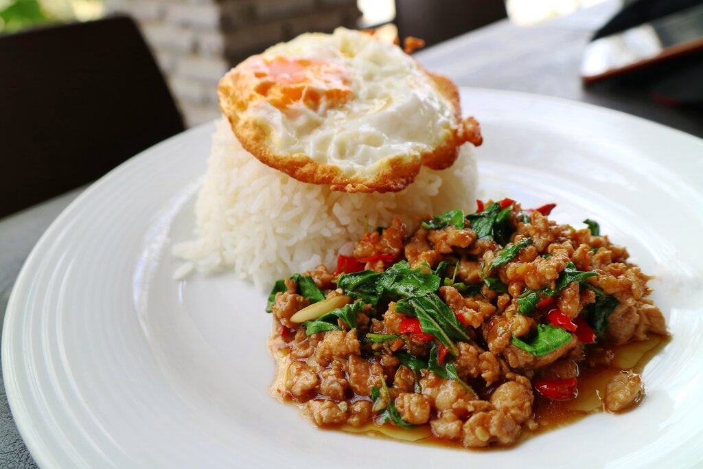 20-minute thai basil chicken recipe