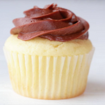 yellow cupcakes with milk chocolate frosting recipe