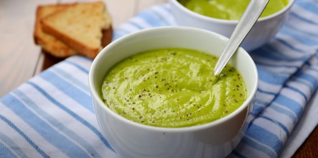 creamy, cheesy zucchini soup recipe