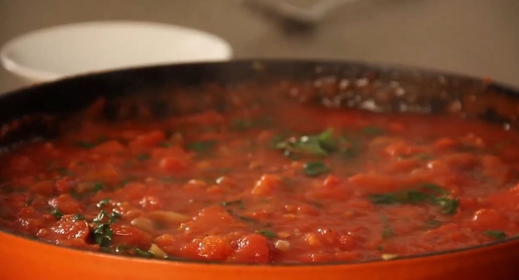 tomato sauce with basil recipe