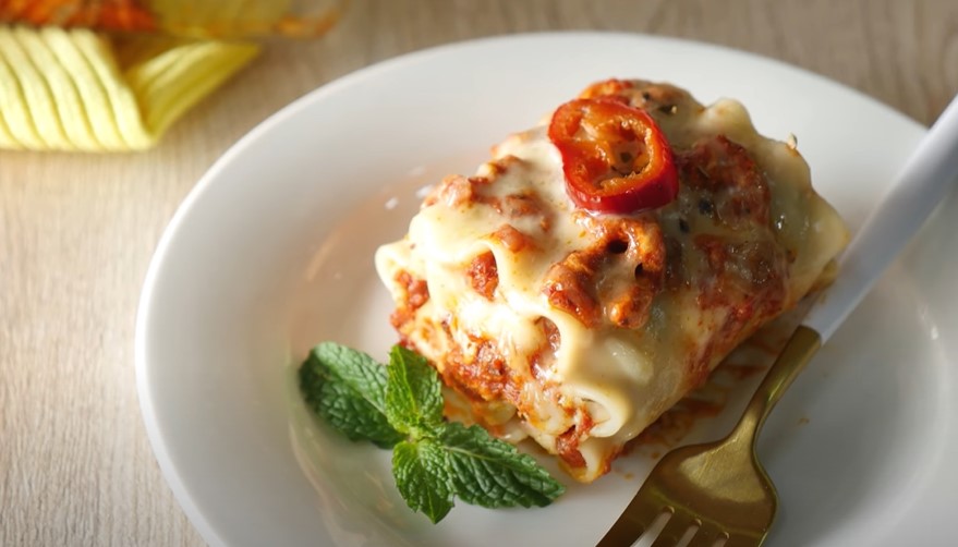 creamy chicken lasagna rolls recipe