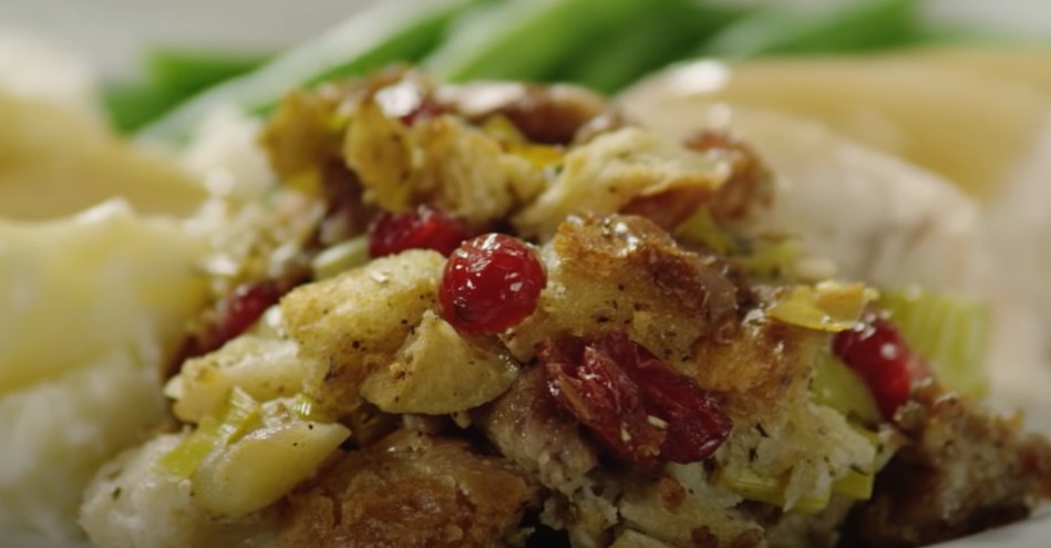 sausage, cranberry, and apple stuffing recipe