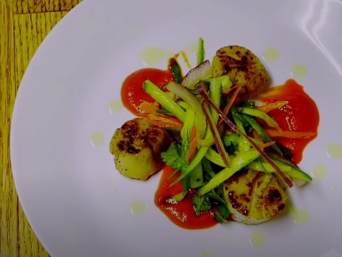 seared sea scallops with red pepper coulis recipe