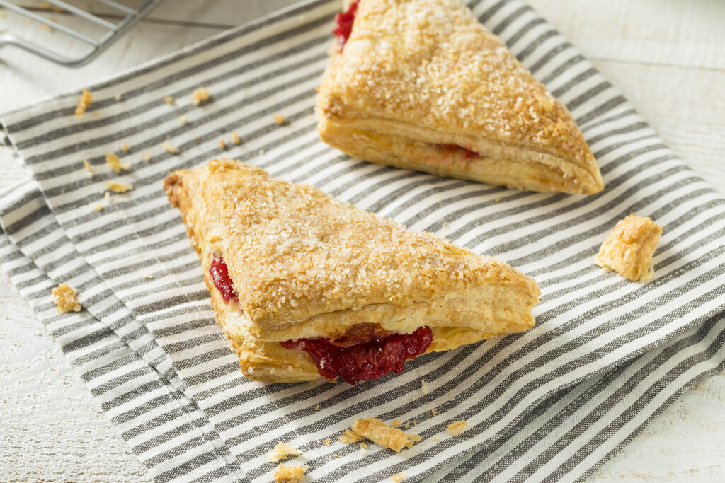 Cherry Turnovers Recipe, crisp ans sweet cherry turnovers with cherry pie filling and sugar glaze
