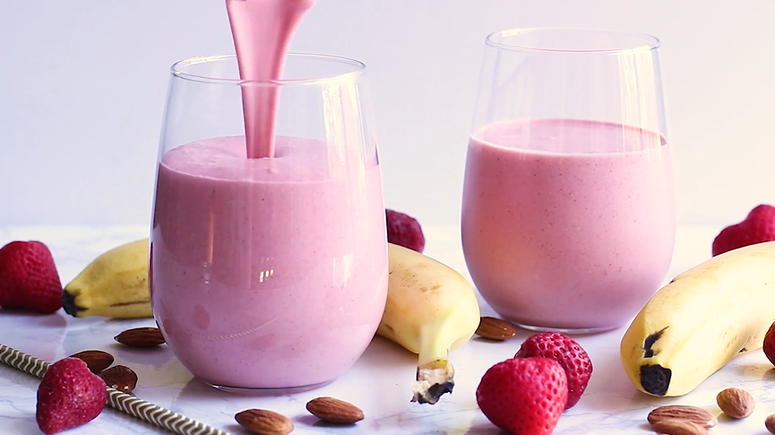 almond berry smoothie recipe