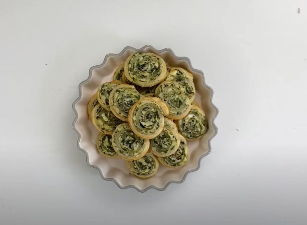 Artichoke and Spinach Puff Pastry Recipe
