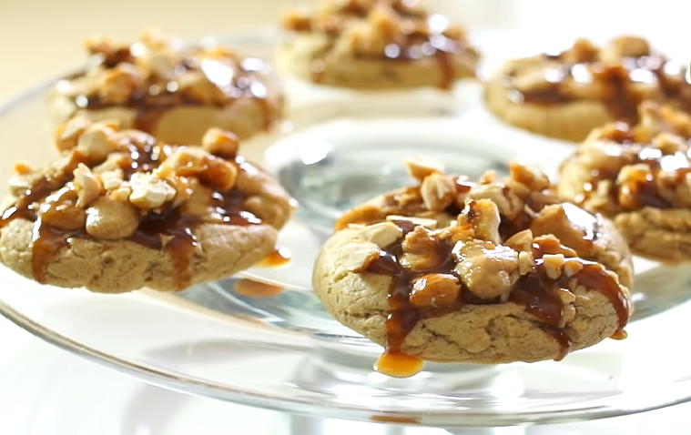 caramel-stuffed peanut butter cookies recipe