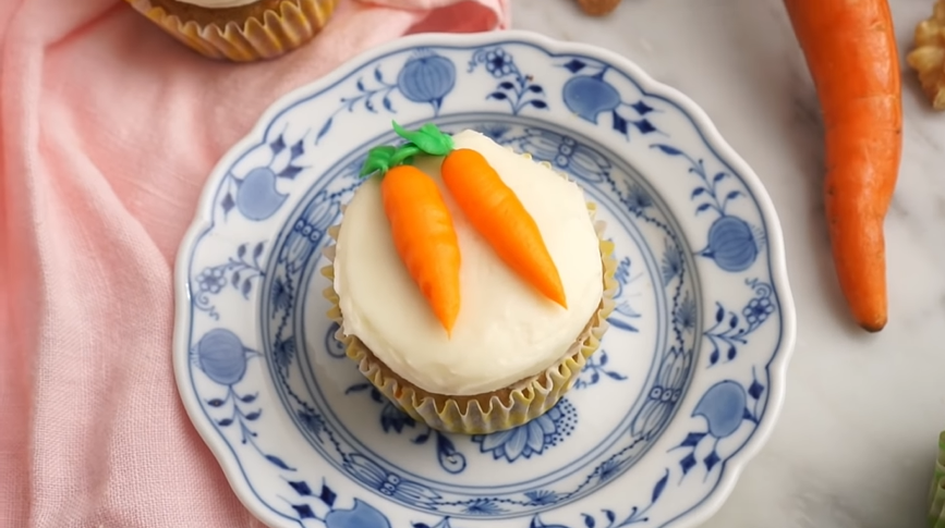 carrot cake cupcakes recipe