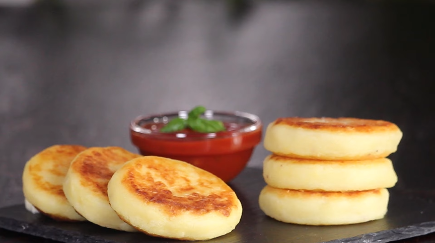 cheesy potato cakes recipe