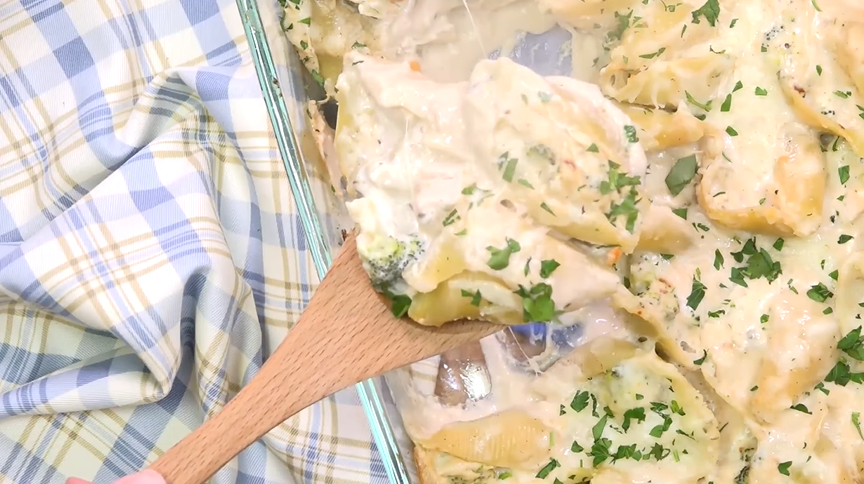 chicken broccoli alfredo stuffed shells recipe