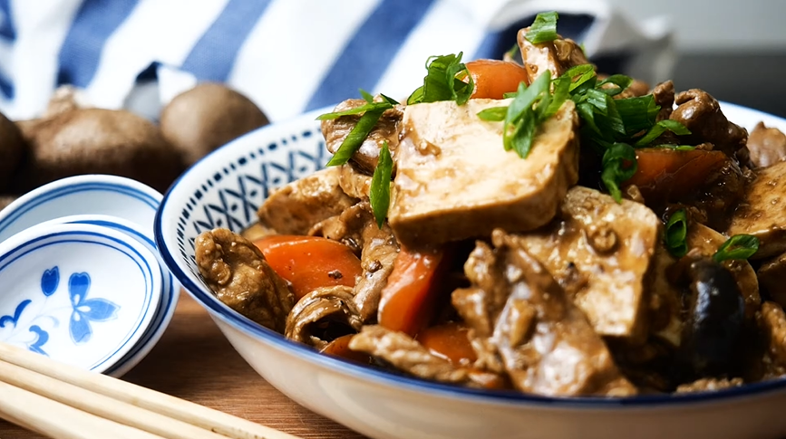crockpot asian pork with mushrooms recipe